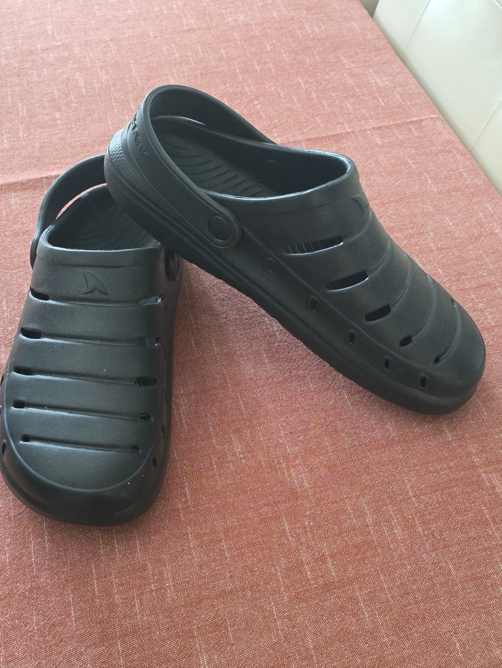 Men's Black Lightweight Slip-On Clogs with Adjustable Heel Strap